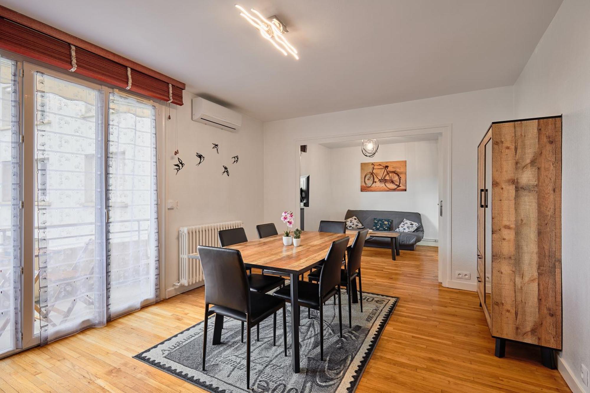 Les Hirondelles - 2 Chambres, 3 Lits, Climatisation Et Balcon